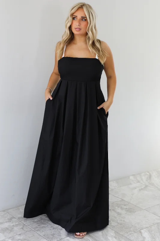 chic maxi dresses for women -On The Way Maxi Dress: Black/White