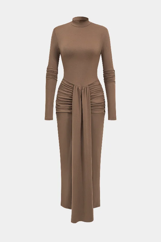 casual maxi dresses for style -Ruched Detail Long Sleeve Maxi Dress