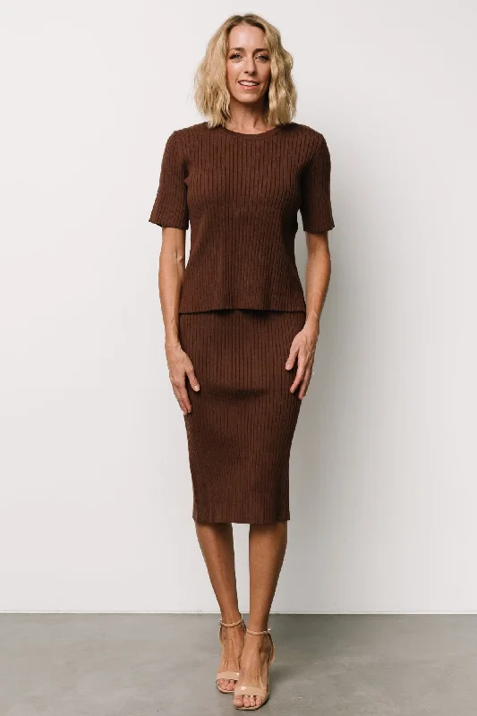 long sleeve midi dresses cozy -Stormi Ribbed Midi Skirt | Brown