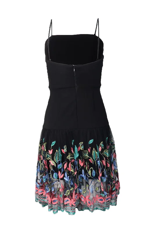 casual midi dresses for fall -Black Midi Dress WIth Floral Embroidery